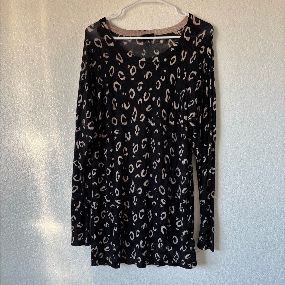 Torrid Black and White Patterned Long Sleeve mini Dress Size 2
